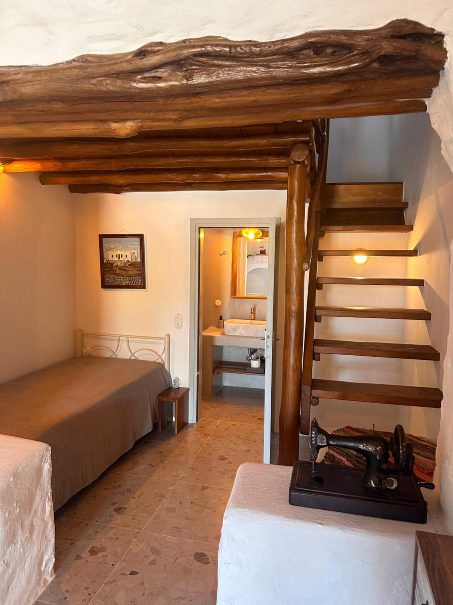 Rizes Mykonos - Folklore Farmstead Farm stay