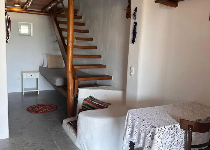 Rizes Mykonos - Folklore Farmstead